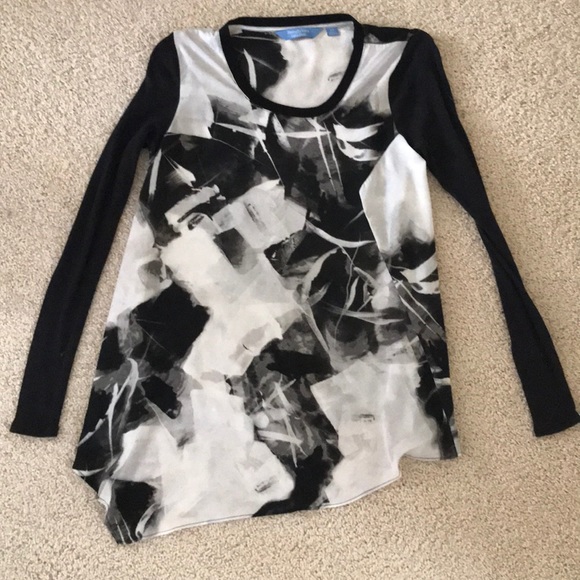 Vera Wang Handkerchief Hem Blouse - Picture 2 of 2